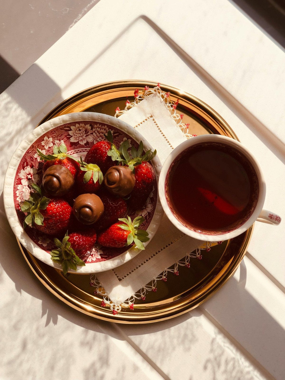 Thee en Chocolade: De Perfecte Combinatie voor Ultiem Genieten