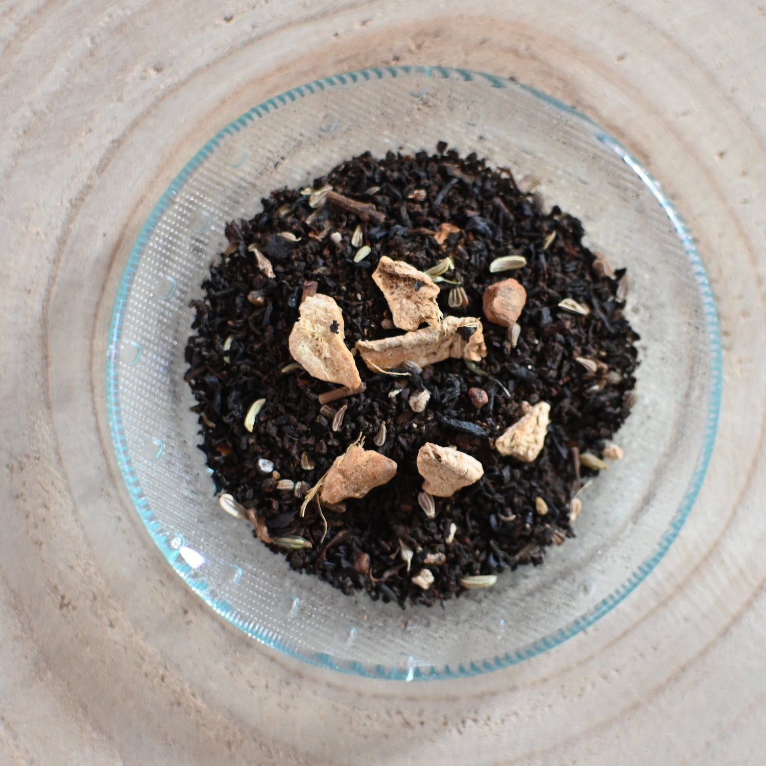 Verse zwarte chai thee Black Chai met kardemom, gember en kaneel - Bij Xann