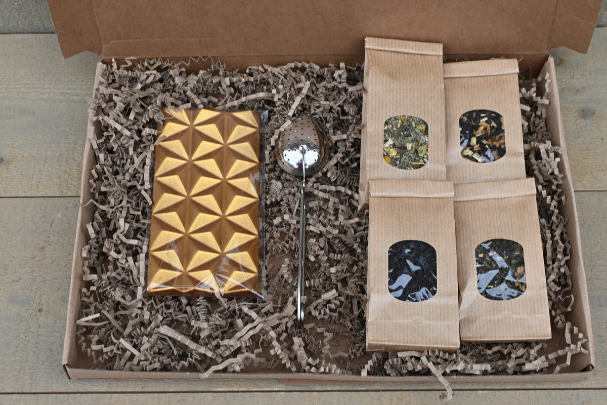 Cadeaubox Cadeau Kadoobox Kadoo Thee chocolade theefilter theetang Bij Xann