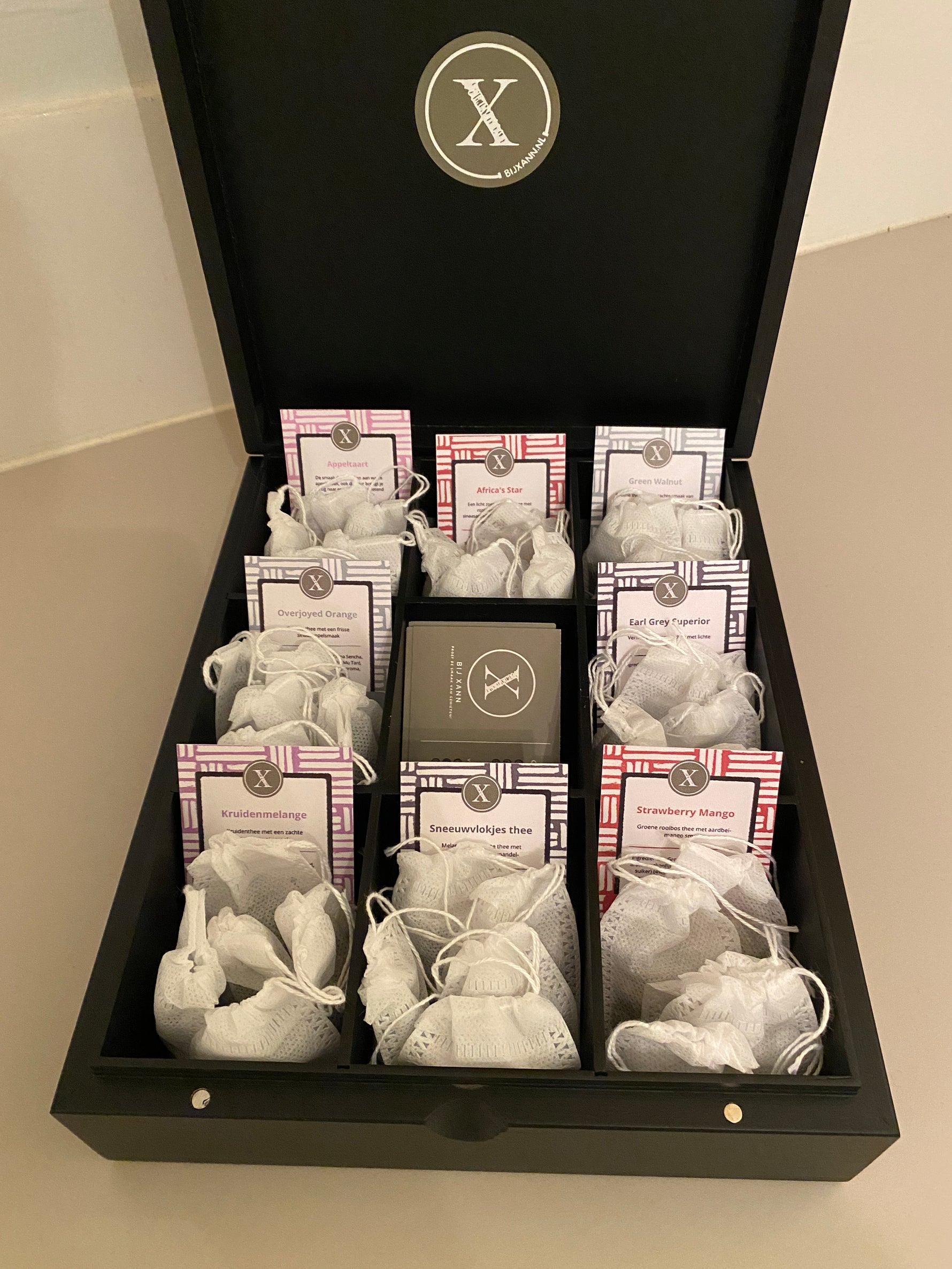 Luxe theedoos met losse thee in zakjes - Bij Xann