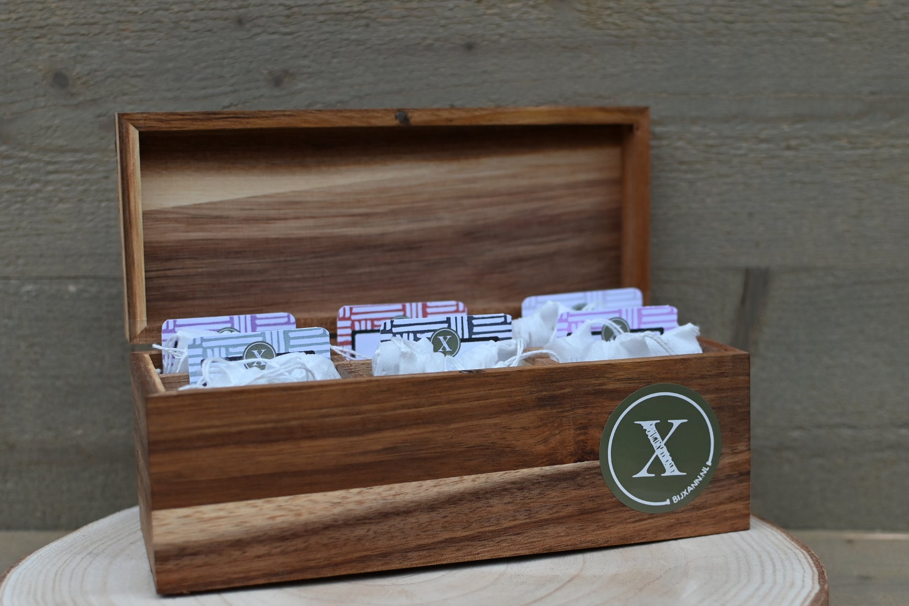 Theedoos met theezakjes losse thee - Bij Xann