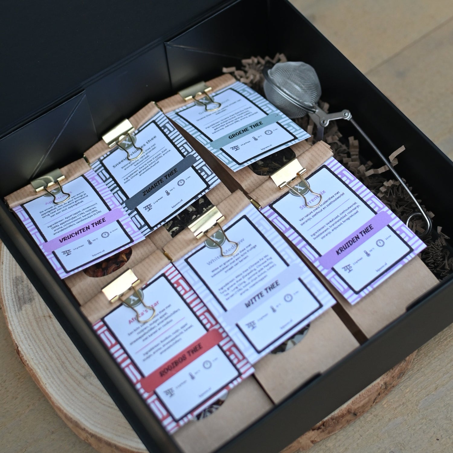 Theepakket winter 6 smaken losse thee met thee-ei - Bij Xann